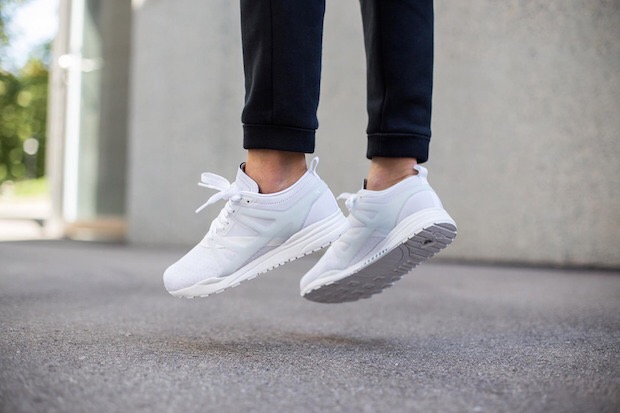 womens ultra boosts white